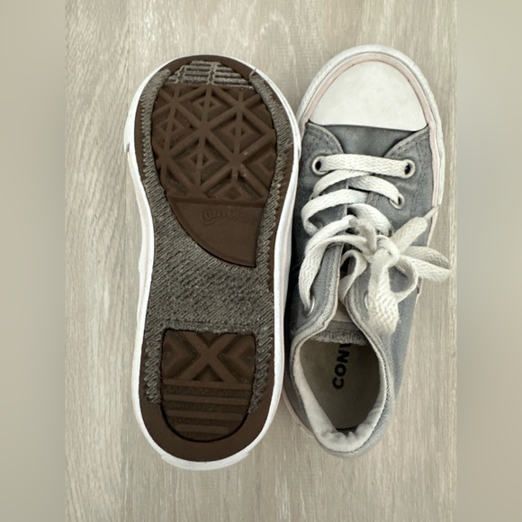 Converse Chuck Taylor All Star Girls Madison Sneakers Gray Size 11 - Picture 5 of 10